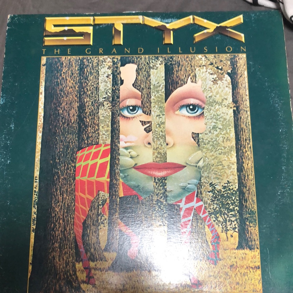 1977 vintage vinyl Styx the grand illusion